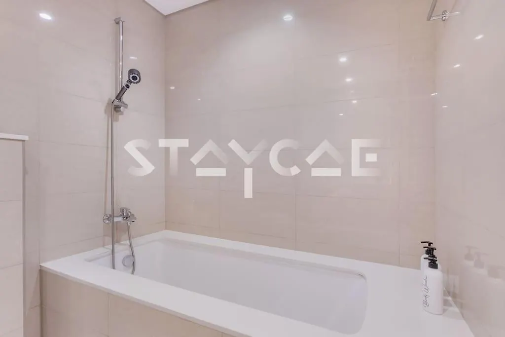 Apartment Staycae- Burj Royale Residence 03 Bedroom Dubai