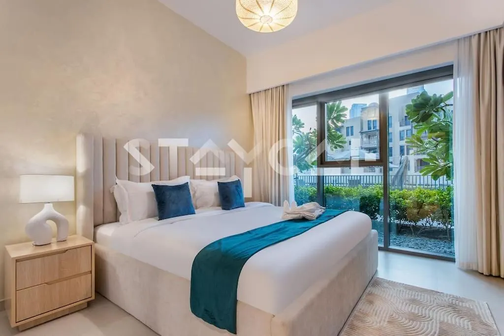 Staycae- Burj Royale Residence 03 Bedroom Dubai Apartment